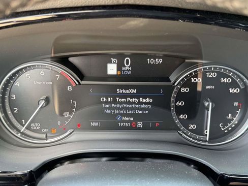 Used 2024 Cadillac XT5 Premium Luxury AWD/4WD image 12