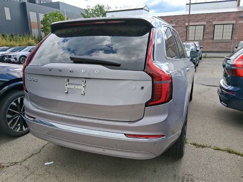 New 2026 Volvo XC90 B5 Plus w/ Protection Package Premier AWD/4WD image 6