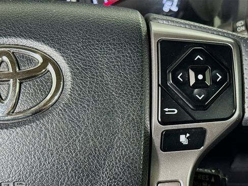 Used 2021 Toyota 4Runner SR5 Premium w/ Moonroof Package RWD image 13