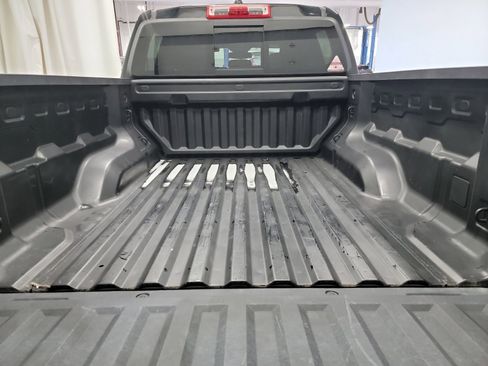 Used 2023 Chevrolet Colorado LT w/ LT Convenience Package II image 25