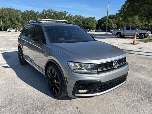 Used 2021 Volkswagen Tiguan SE R-Line FWD image 1