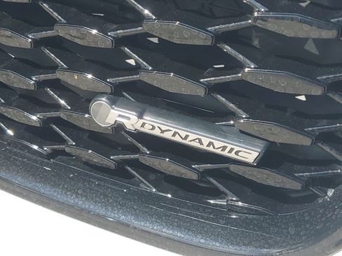 Used 2024 Jaguar XF R-Dynamic SE AWD/4WD image 2