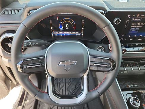 Used 2023 Chevrolet Colorado Z71 w/ Z71 Convenience Package 2 image 17