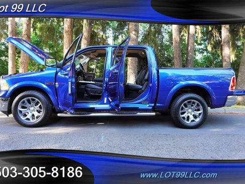 Used 2019 RAM 1500 Laramie w/ Convenience Group AWD/4WD image 29