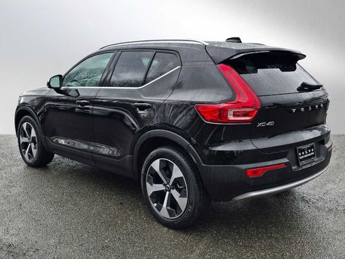 Certified 2023 Volvo XC40 B5 Plus w/ Driver Assist Package image 5