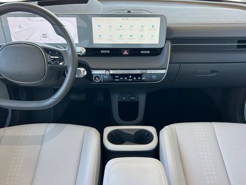 Certified 2024 Hyundai Ioniq 5 Limited AWD/4WD image 17