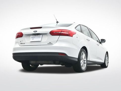 Used 2016 Ford Focus SE image 38