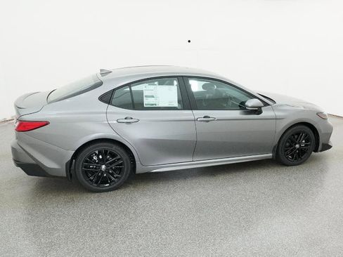 New 2026 Toyota Camry SE image 10