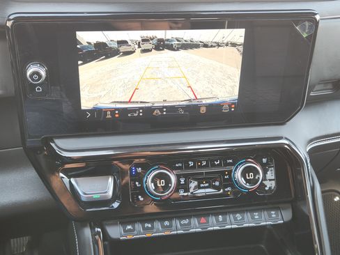 Used 2025 GMC Sierra 1500 AT4X AWD/4WD image 19