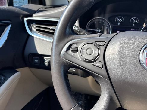 Used 2020 Buick Enclave Essence w/ Sound and Sites Package AWD/4WD image 43