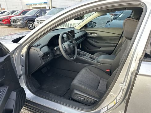 New 2025 Honda Accord SE image 10