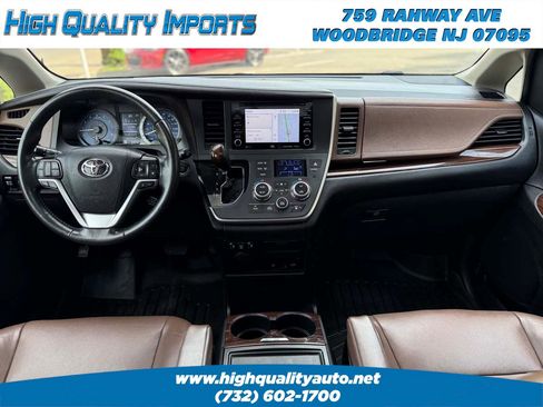 Used 2020 Toyota Sienna Limited Premium AWD/4WD image 26