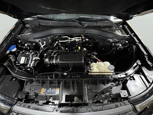 Used 2021 Ford Explorer XLT w/ Equipment Group 202A image 26