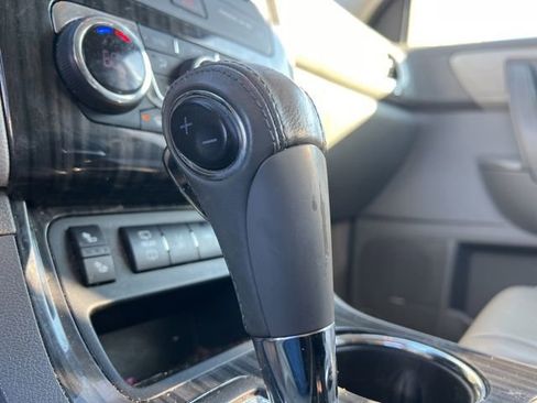 Used 2014 Chevrolet Traverse LT image 21