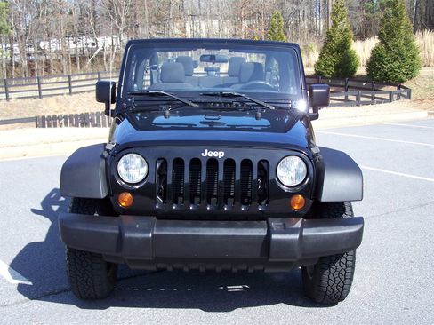 Used 2013 Jeep Wrangler Sport image 17