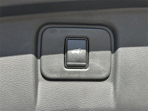 Certified 2024 Nissan Murano SL image 20