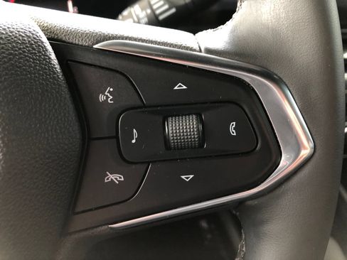 Used 2025 Chevrolet TrailBlazer ACTIV w/ Driver Confidence Package AWD/4WD image 35