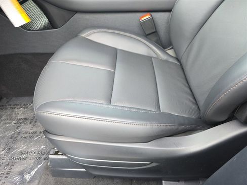 New 2025 Lincoln Aviator 2WD w/ Equipment Group 101A image 19