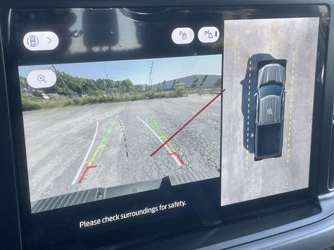 New 2025 Ford F150 XLT w/ Equipment Group 302A MID image 9