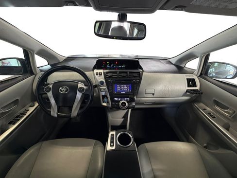 Used 2014 Toyota Prius V Five FWD image 16