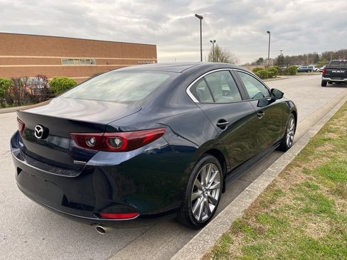 Used 2023 MAZDA MAZDA3 s image 3