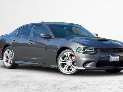 Used 2020 Dodge Charger R/T RWD image 2