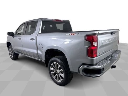 Used 2023 Chevrolet Silverado 1500 Custom AWD/4WD image 6