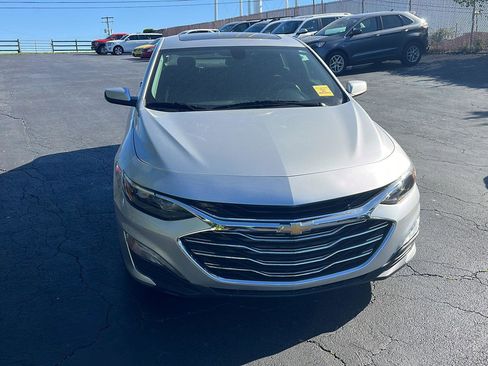 Used 2019 Chevrolet Malibu LT FWD image 9