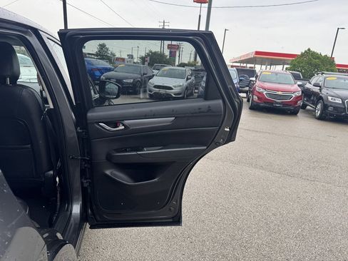 Used 2024 MAZDA CX-5 AWD 2.5 S w/ Select Package image 17