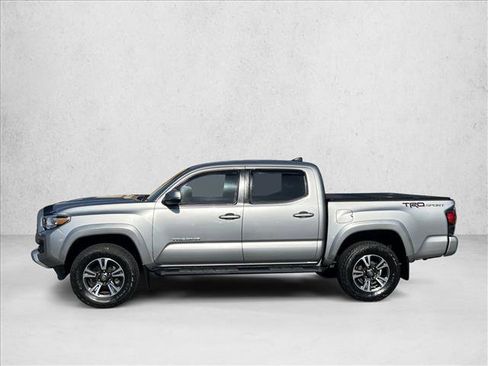 Certified 2019 Toyota Tacoma TRD Sport image 8