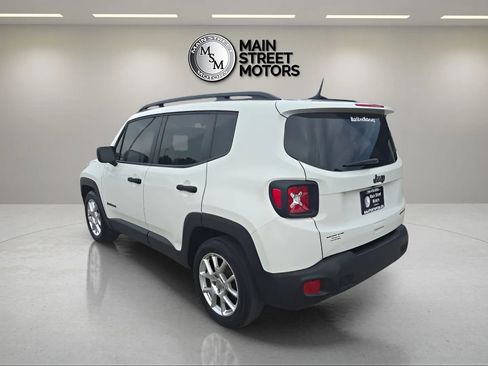 Used 2021 Jeep Renegade Sport w/ Sport Appearance Group FWD image 3