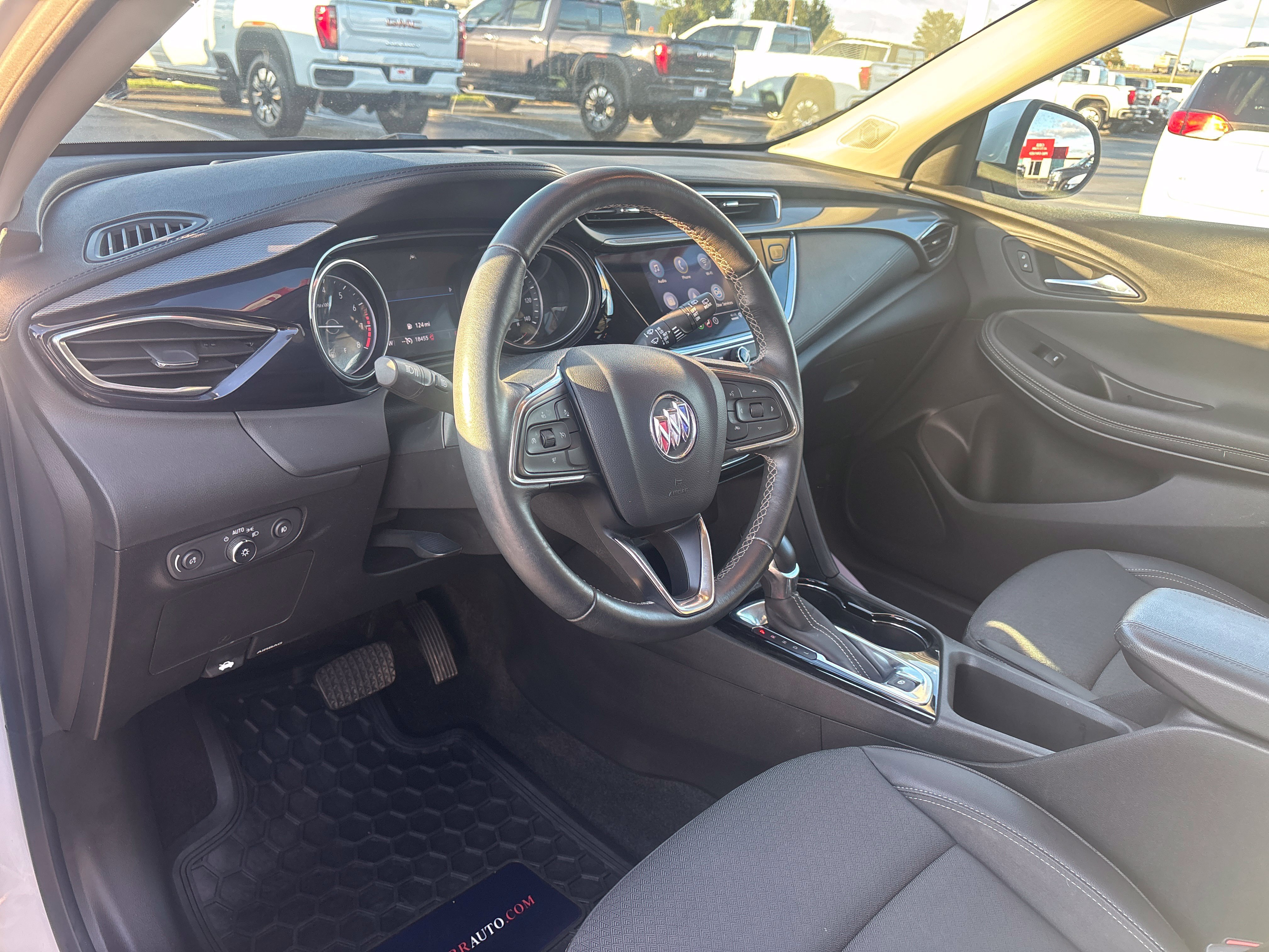 Used 2023 Buick Encore GX Select w/ Sport Touring Package FWD image 11