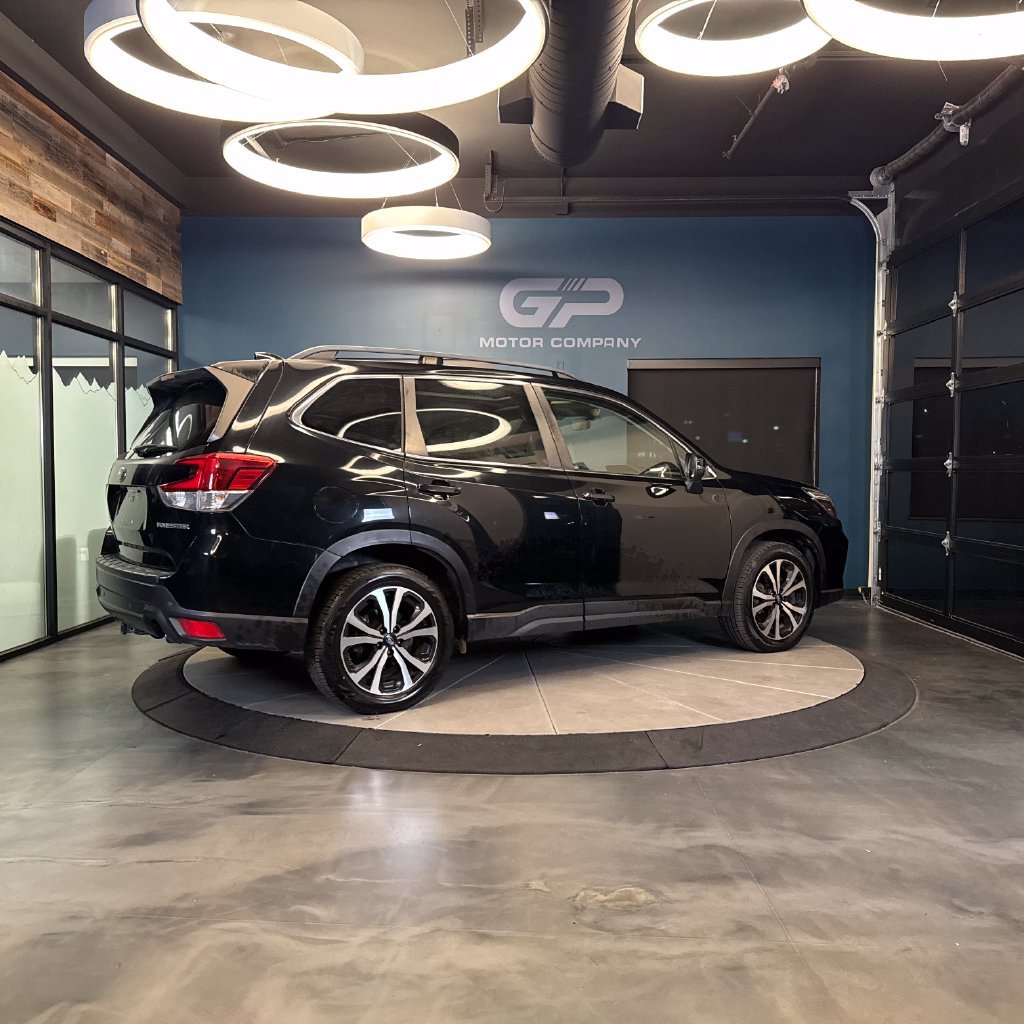 Used 2019 Subaru Forester Limited w/ Popular Package #3 AWD/4WD image 3