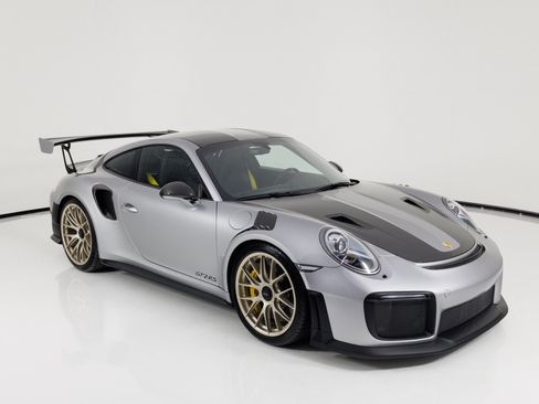 Used 2018 Porsche 911 GT2 RS RWD image 55