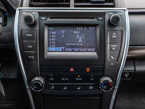Used 2015 Toyota Camry LE FWD image 24