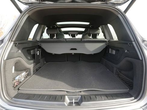 Used 2026 Mercedes-Benz GLB 250 4MATIC image 18