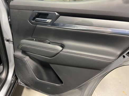 Used 2025 GMC Terrain Elevation image 13