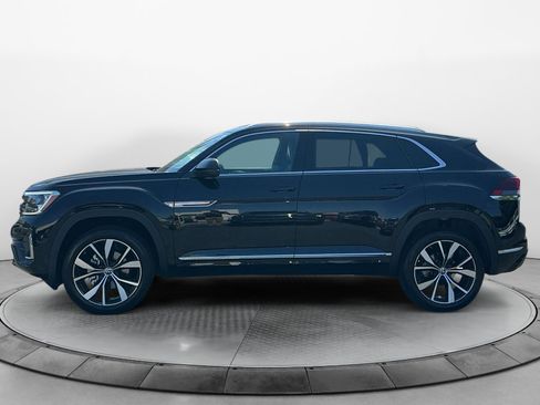 Certified 2026 Volkswagen Atlas Cross Sport SEL Premium R-Line AWD/4WD image 4