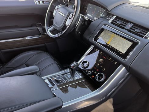 Used 2022 Land Rover Range Rover Sport Autobiography image 3