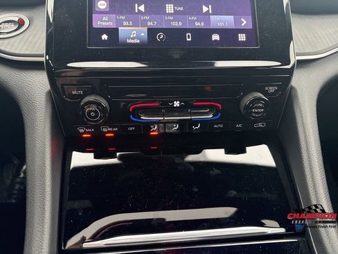 Used 2024 Jeep Grand Cherokee L Laredo image 23