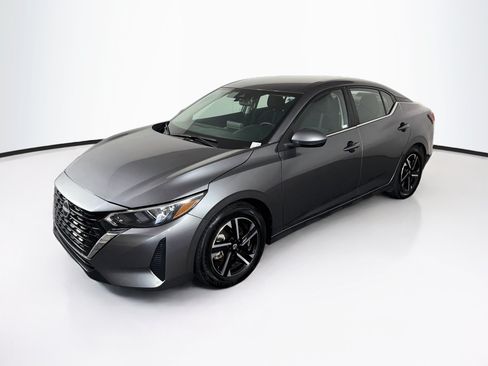 Used 2025 Nissan Sentra SV FWD image 3