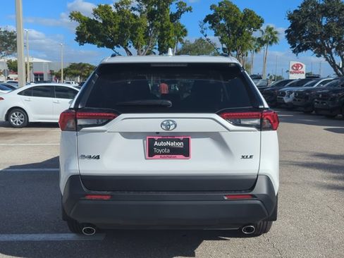 New 2025 Toyota RAV4 XLE image 6