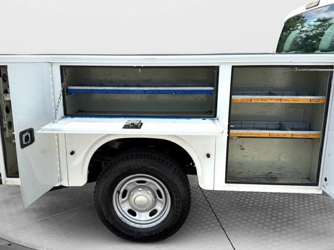 Used 2015 Ford F250 XL AWD/4WD image 11