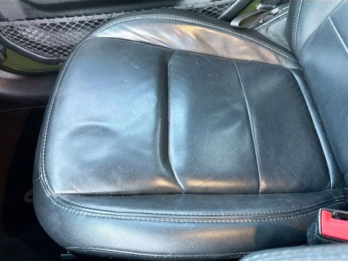 Used 2020 Jeep Wrangler Unlimited Sahara image 21