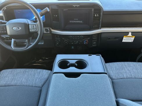 New 2026 Ford F250 4x4 Crew Cab Super Duty image 13