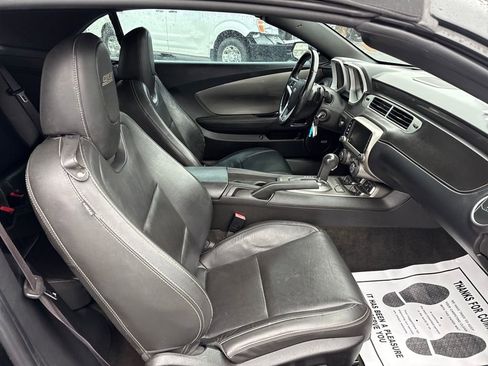 Used 2015 Chevrolet Camaro SS image 30