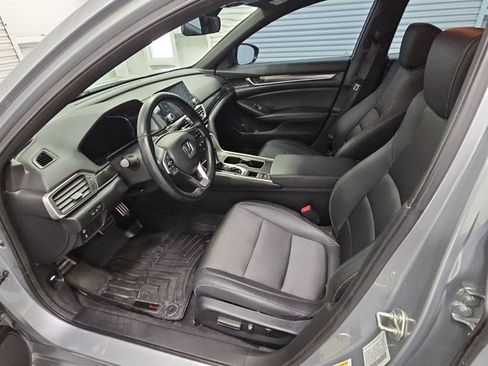 Used 2020 Honda Accord Sport image 11