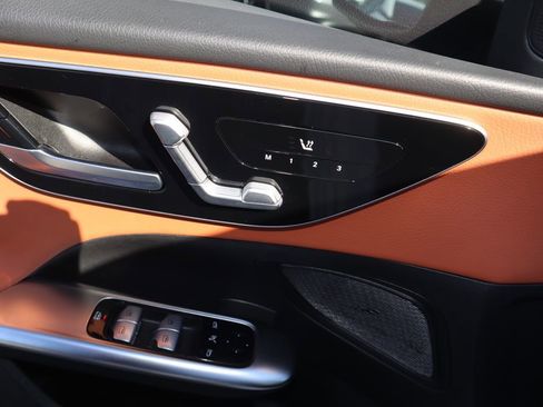 Certified 2025 Mercedes-Benz C 300 4MATIC Sedan image 18