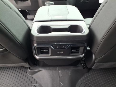 New 2026 Chevrolet Silverado 1500 LTZ w/ LTZ Premium Package AWD/4WD image 15