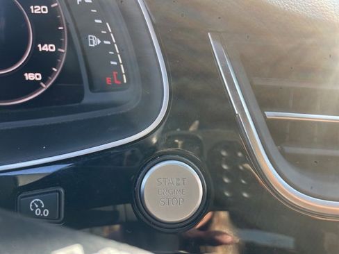 Used 2017 Audi Q7 3.0T Prestige w/ Prestige Package image 20